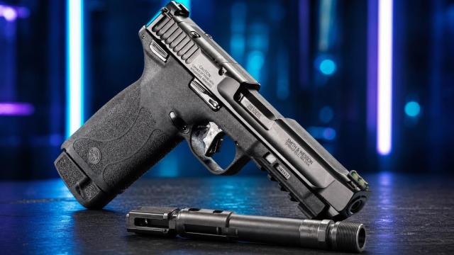 Smith & Wesson M&P 5.7 s rozobratou zostavou hlavne systému TEMPO